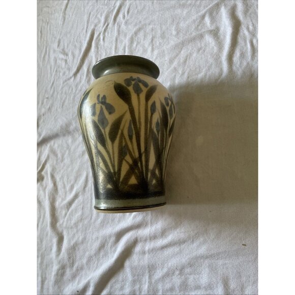 Kauff Pottery Vase With Floral Design Glossy Finish Beige Green Home Decor Colle - Picture 9 of 11